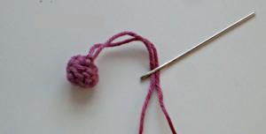 Crochet hole 16